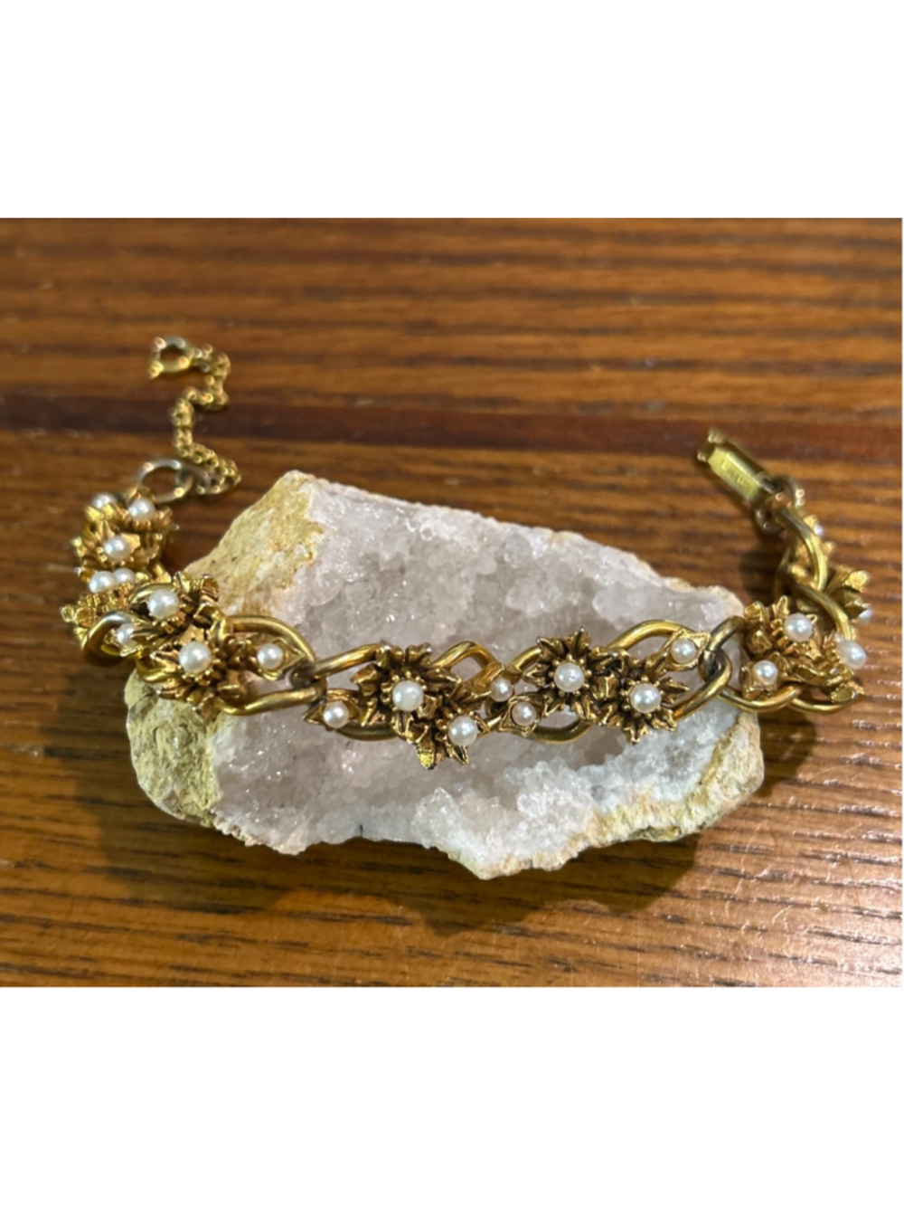 Women's Florenza Gold Tone Pearl Flower Link Bracelet size 6.5